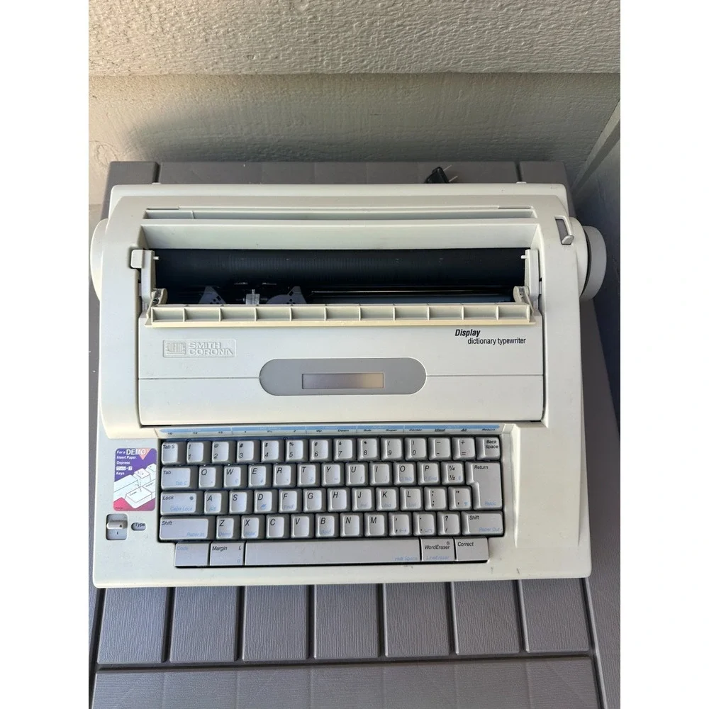 Smith Corona Display Dictionary Electronic Typewriter Word Processor Box Tested